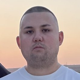 Дмитрий Лавров 