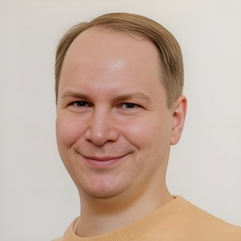 Александр Николаев 