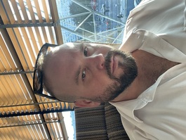 Денис Антонов 