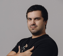 Олег Казаков 