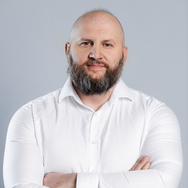 Дмитрий Бобров 