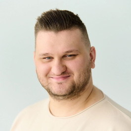 Евгений Харченко 